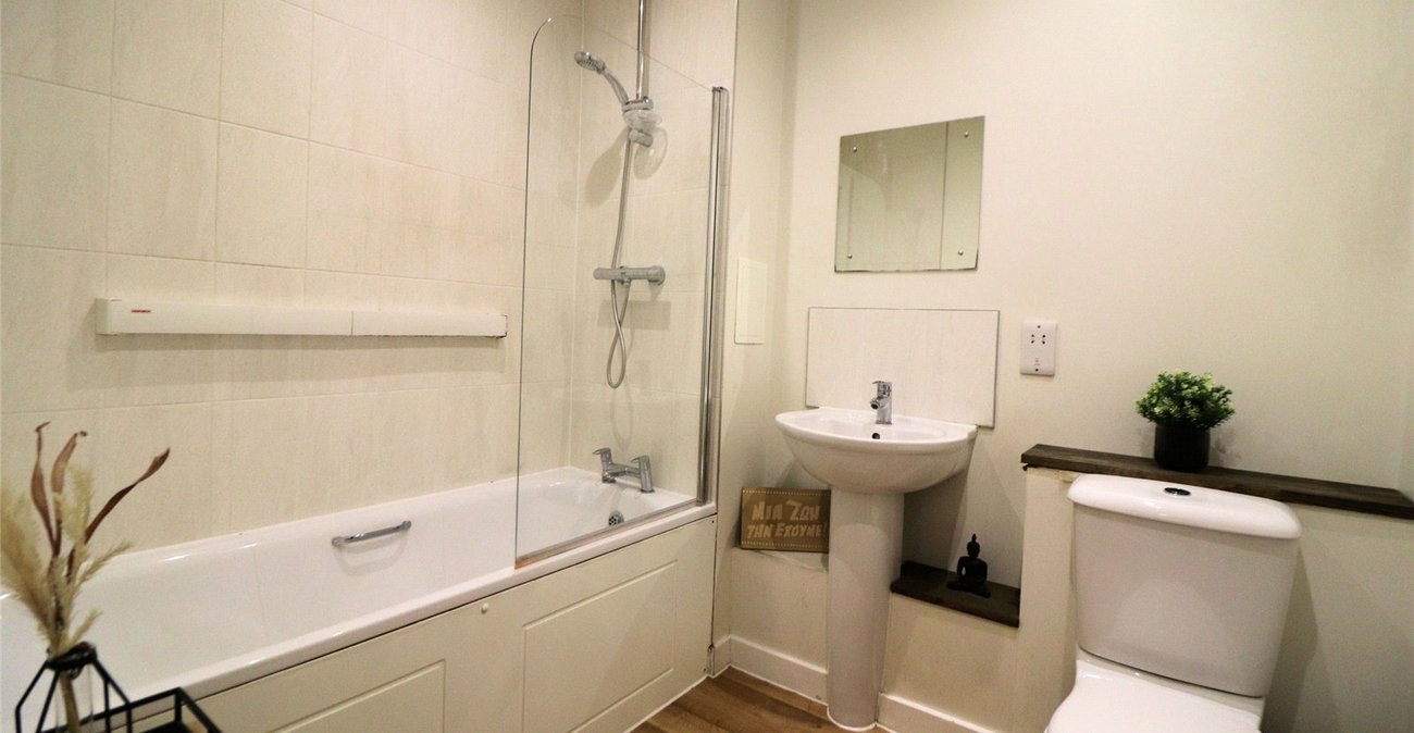 2 bedroom property for sale in Callender Road | Robinson Jackson