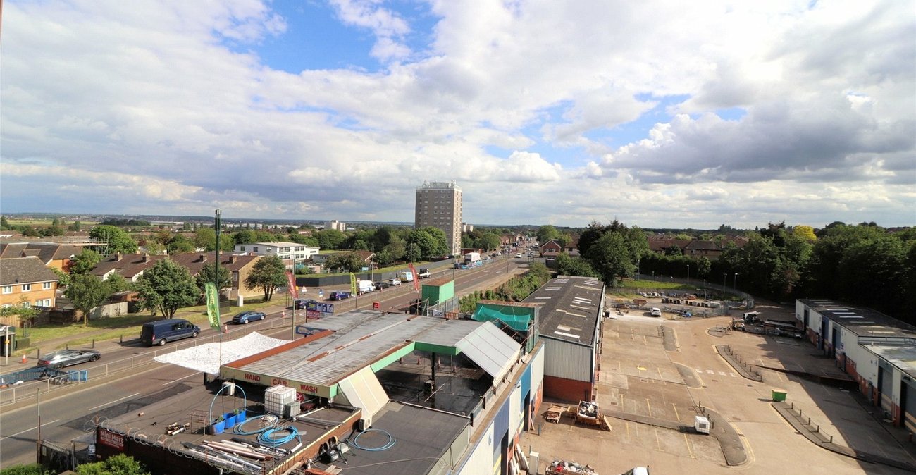 2 bedroom property for sale in Callender Road | Robinson Jackson