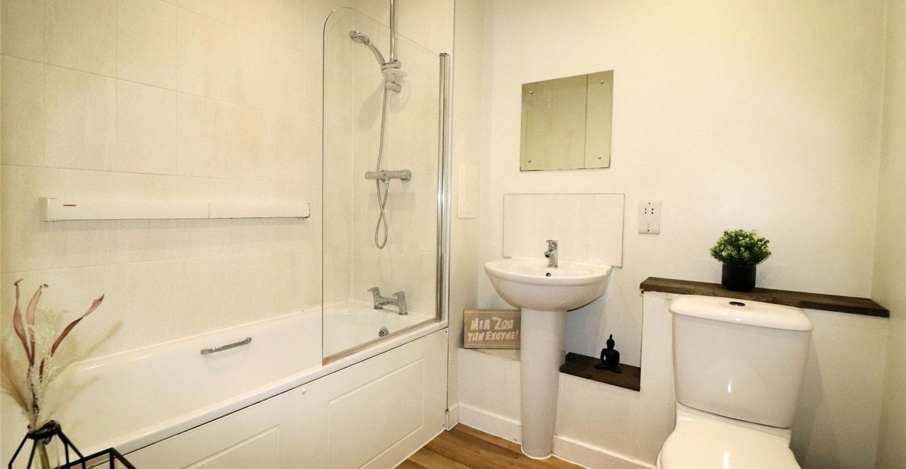 2 bedroom property for sale in Callender Road | Robinson Jackson