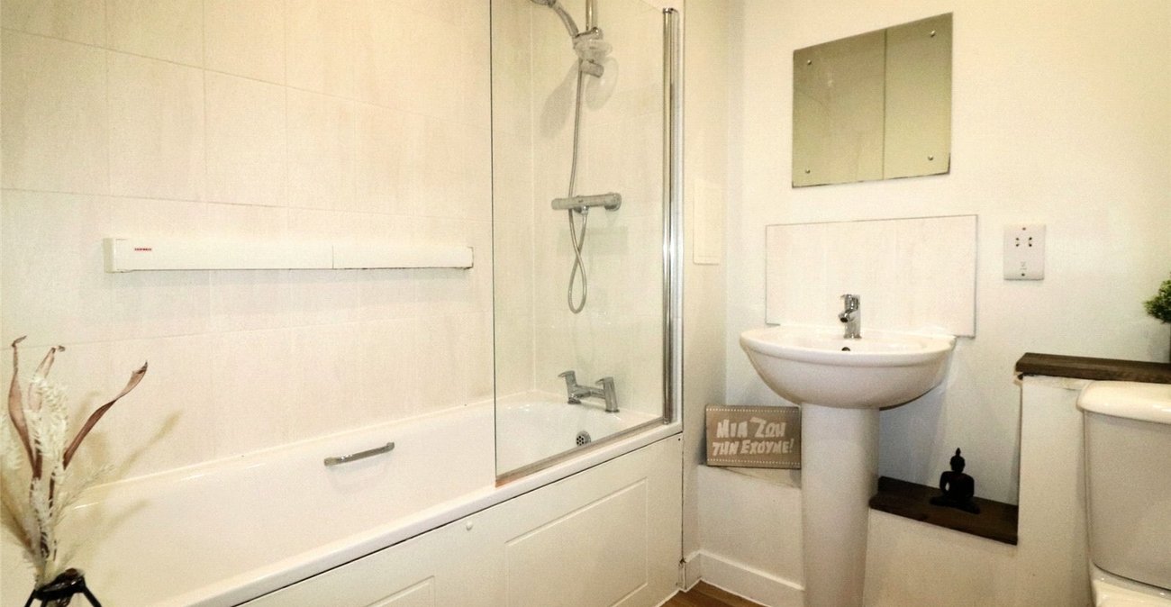 2 bedroom property for sale in Callender Road | Robinson Jackson