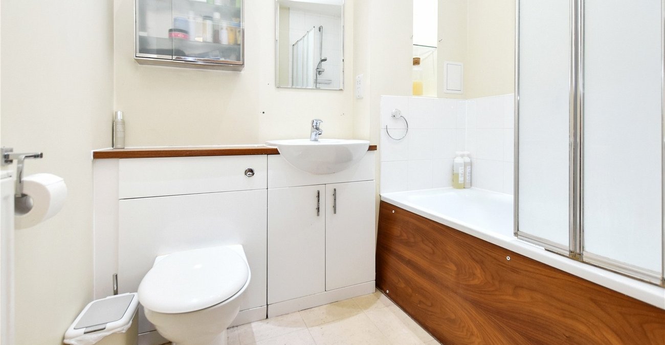 2 bedroom property for sale in Bexleyheath | Robinson Jackson