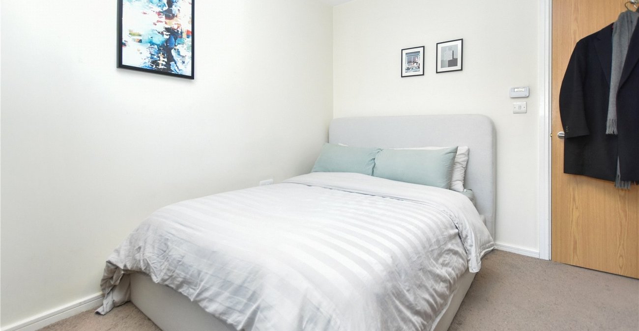 2 bedroom property for sale in Bexleyheath | Robinson Jackson