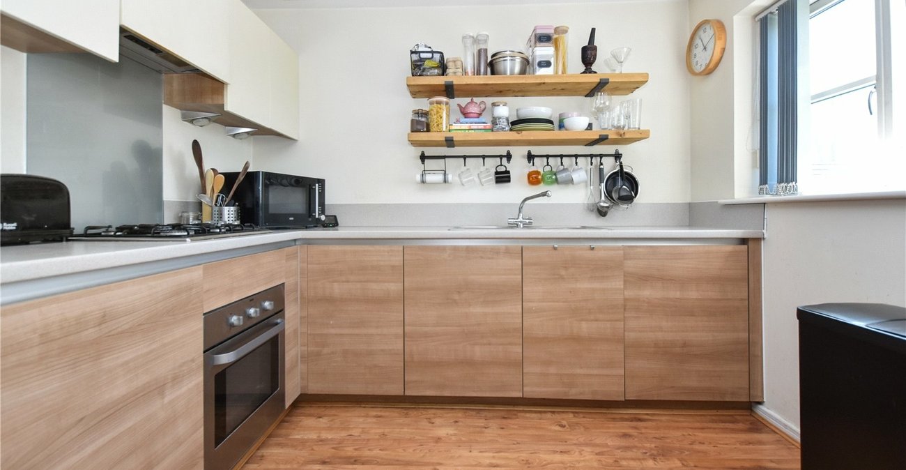 2 bedroom property for sale in Bexleyheath | Robinson Jackson