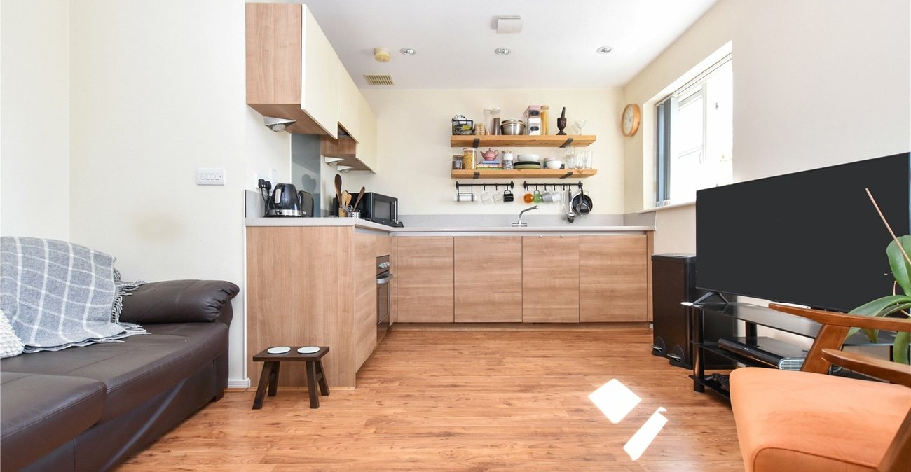 2 bedroom property for sale in Bexleyheath | Robinson Jackson