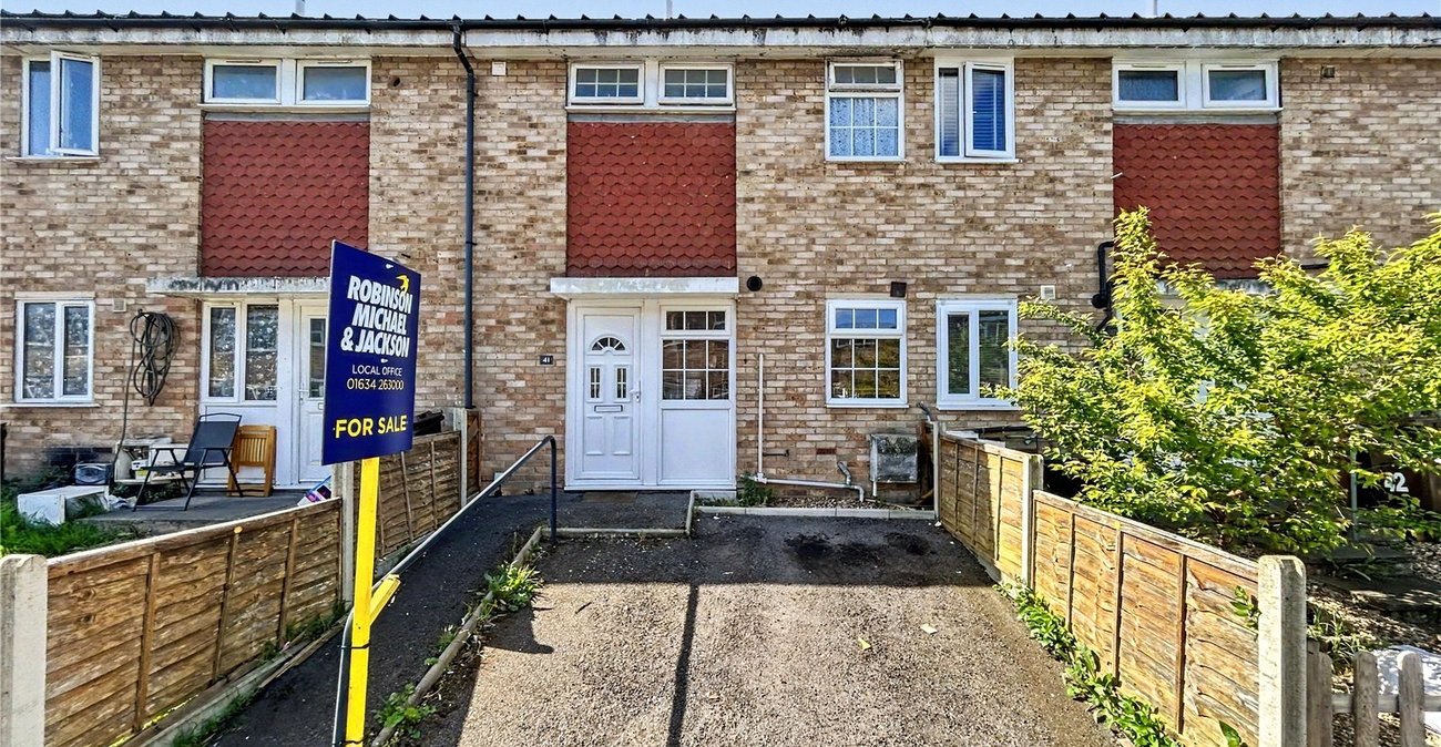 3 bedroom house for sale in Gillingham | Robinson Michael & Jackson