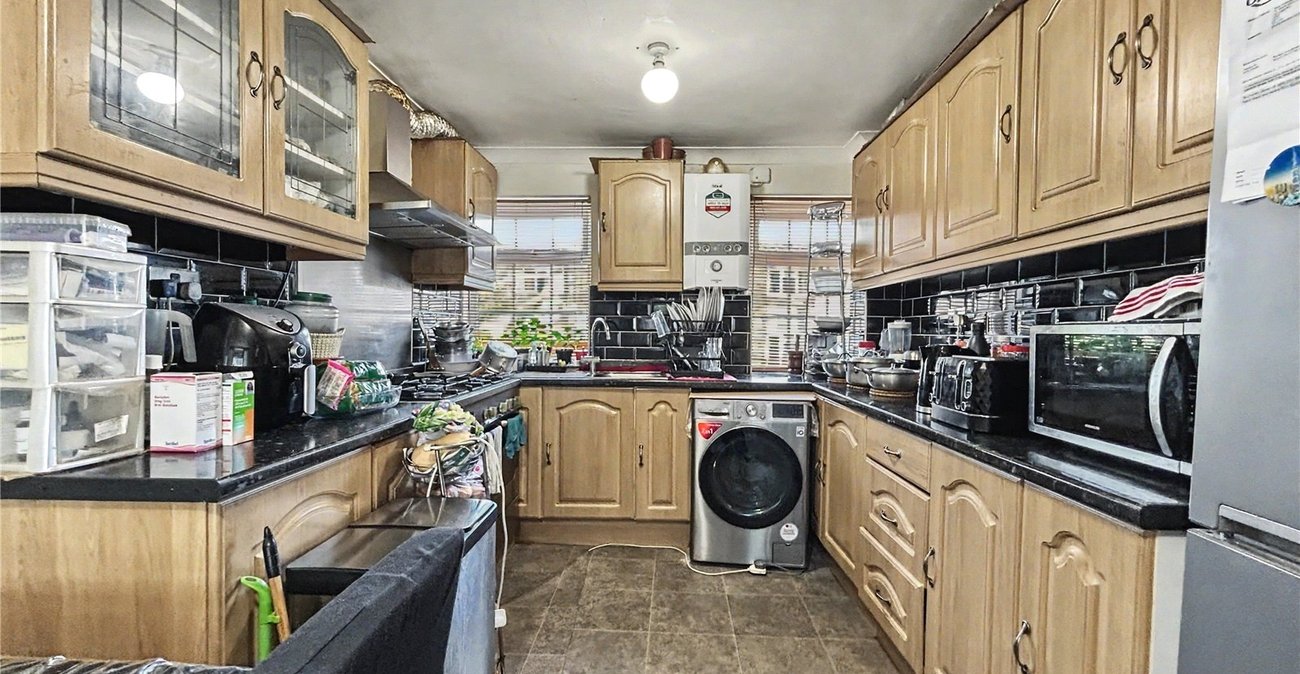3 bedroom house for sale in Gillingham | Robinson Michael & Jackson