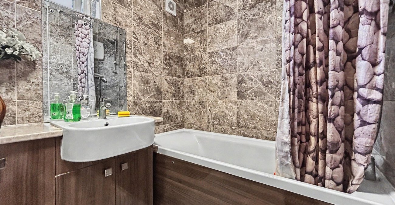 3 bedroom house for sale in Gillingham | Robinson Michael & Jackson