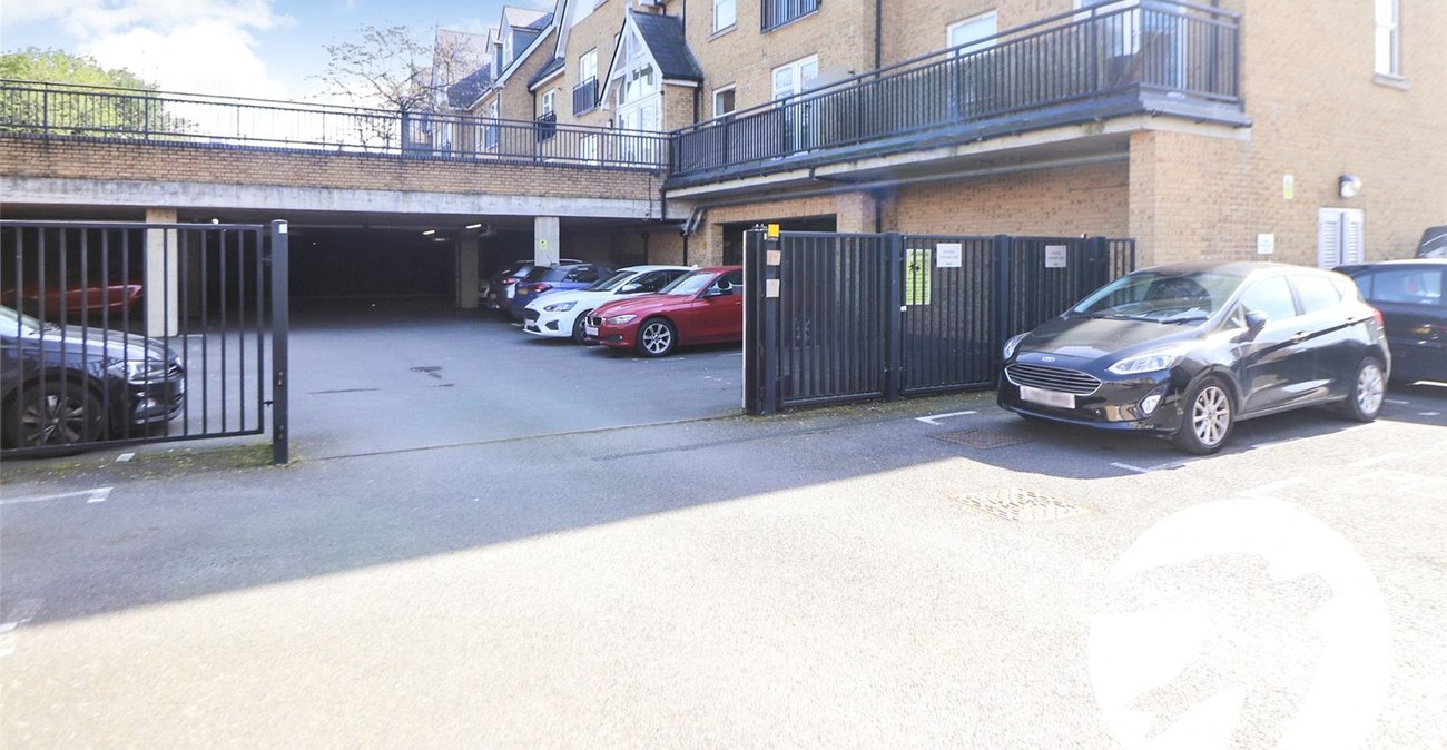 1 bedroom property to rent in Crayford | Robinson Jackson