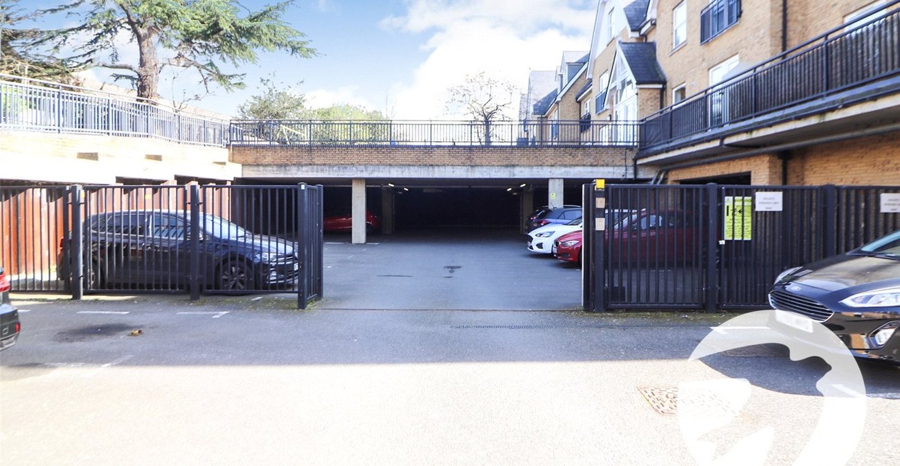 1 bedroom property to rent in Crayford | Robinson Jackson