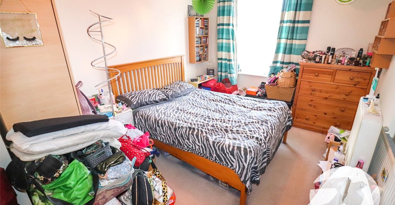1 bedroom property for sale in Crayford | Robinson Jackson