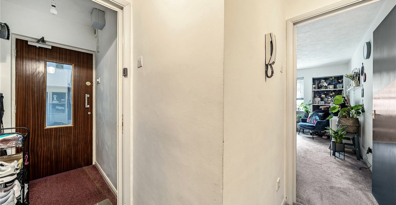 1 bedroom property to rent in  | Robinson Jackson