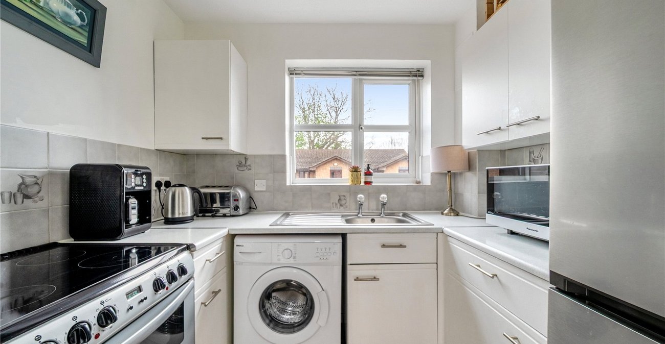 3 bedroom property for sale in Sydenham | Robinson Jackson