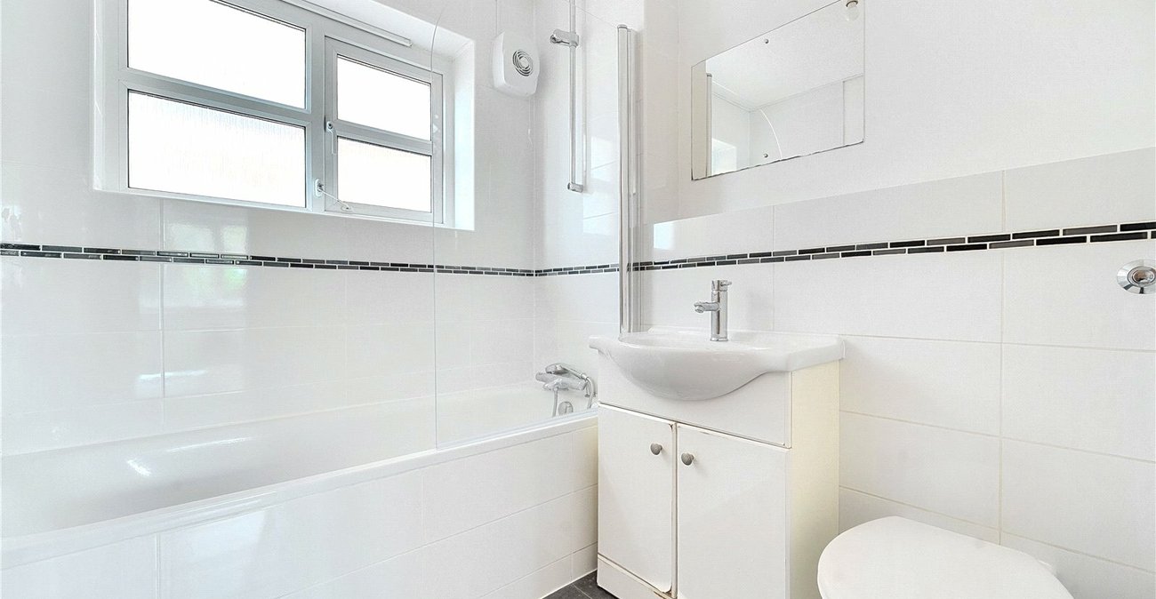 1 bedroom property for sale in Sydenham | Robinson Jackson