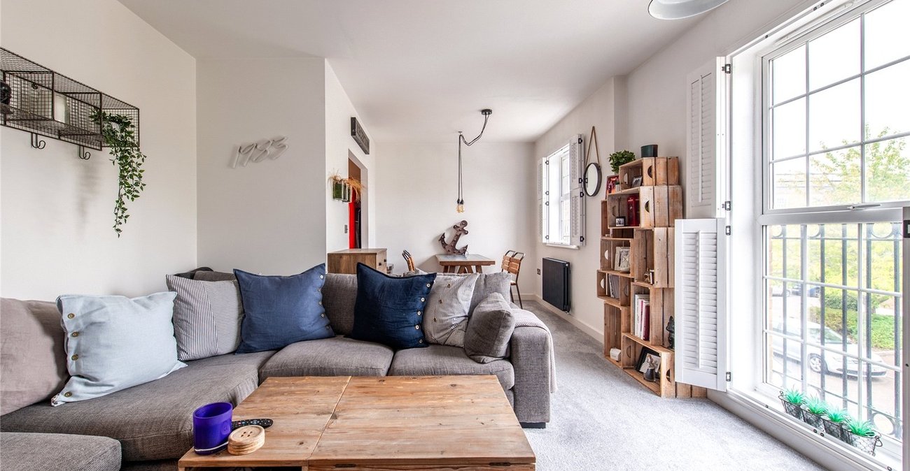 2 bedroom property for sale in Maidstone | Robinson Michael & Jackson