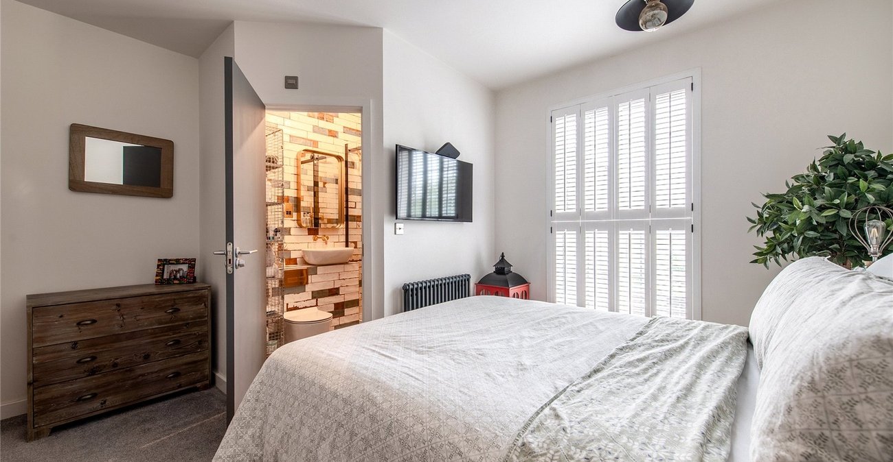 2 bedroom property for sale in Maidstone | Robinson Michael & Jackson
