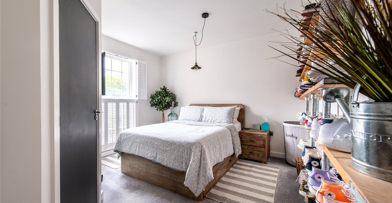 2 bedroom property for sale in Maidstone | Robinson Michael & Jackson
