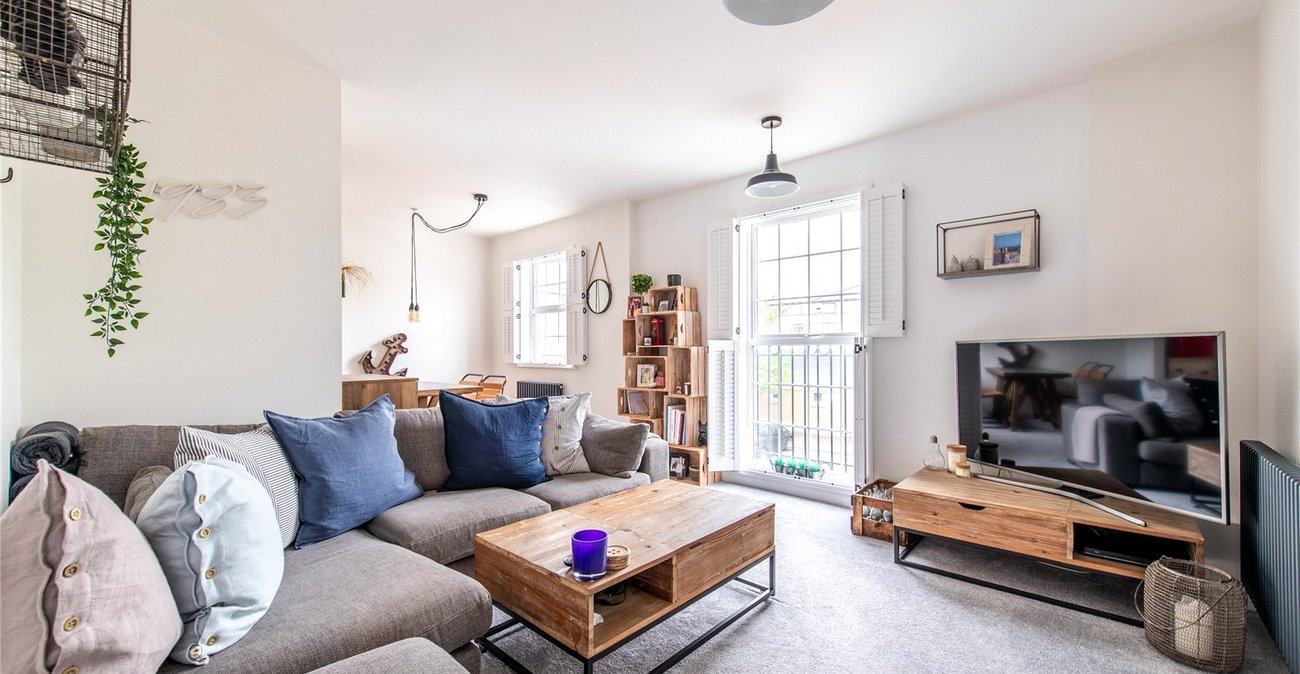 2 bedroom property for sale in Maidstone | Robinson Michael & Jackson