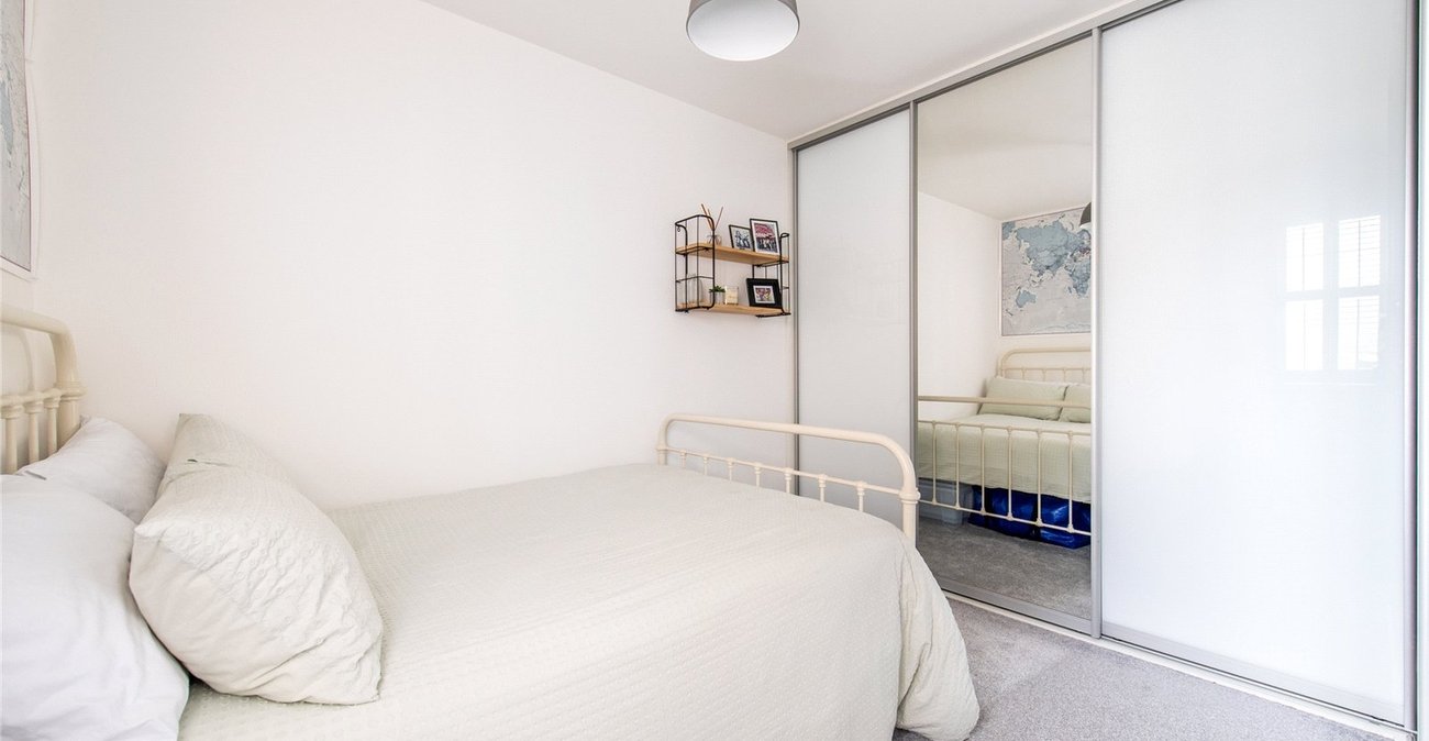 2 bedroom property for sale in Maidstone | Robinson Michael & Jackson