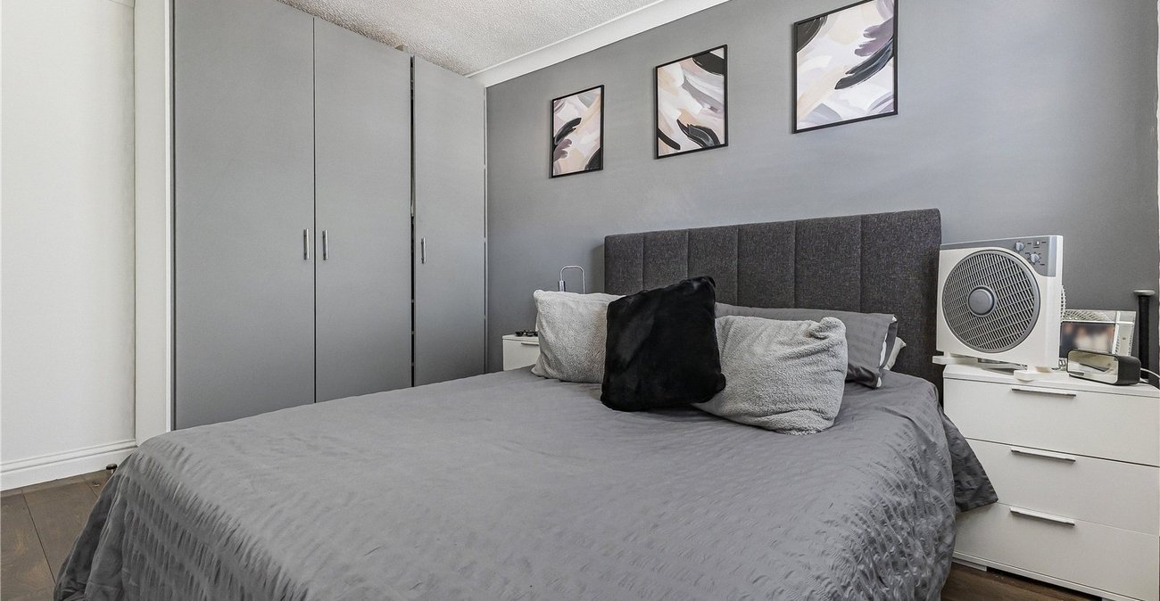 3 bedroom house for sale in Rainham | Robinson Michael & Jackson