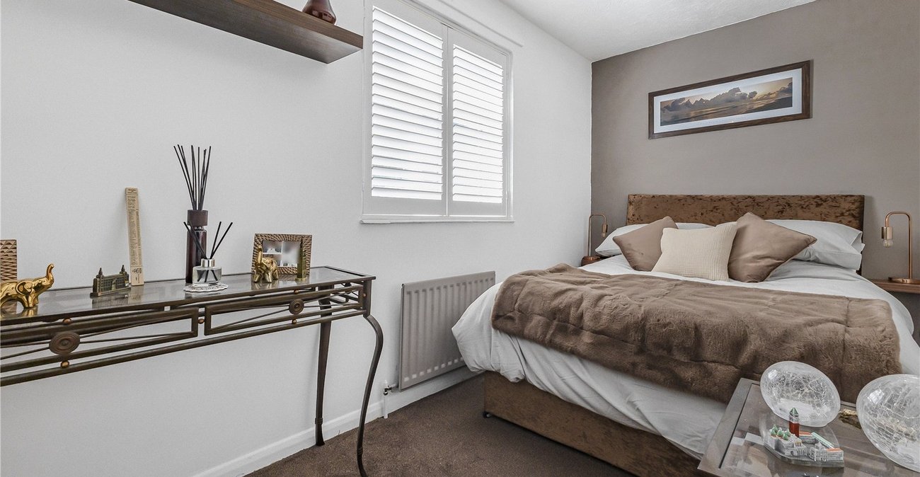 3 bedroom house for sale in Rainham | Robinson Michael & Jackson