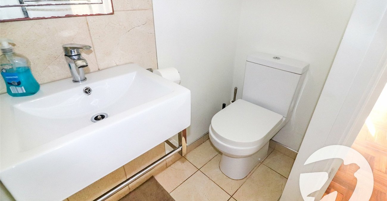 3 bedroom house for sale in Bexleyheath | Robinson Jackson