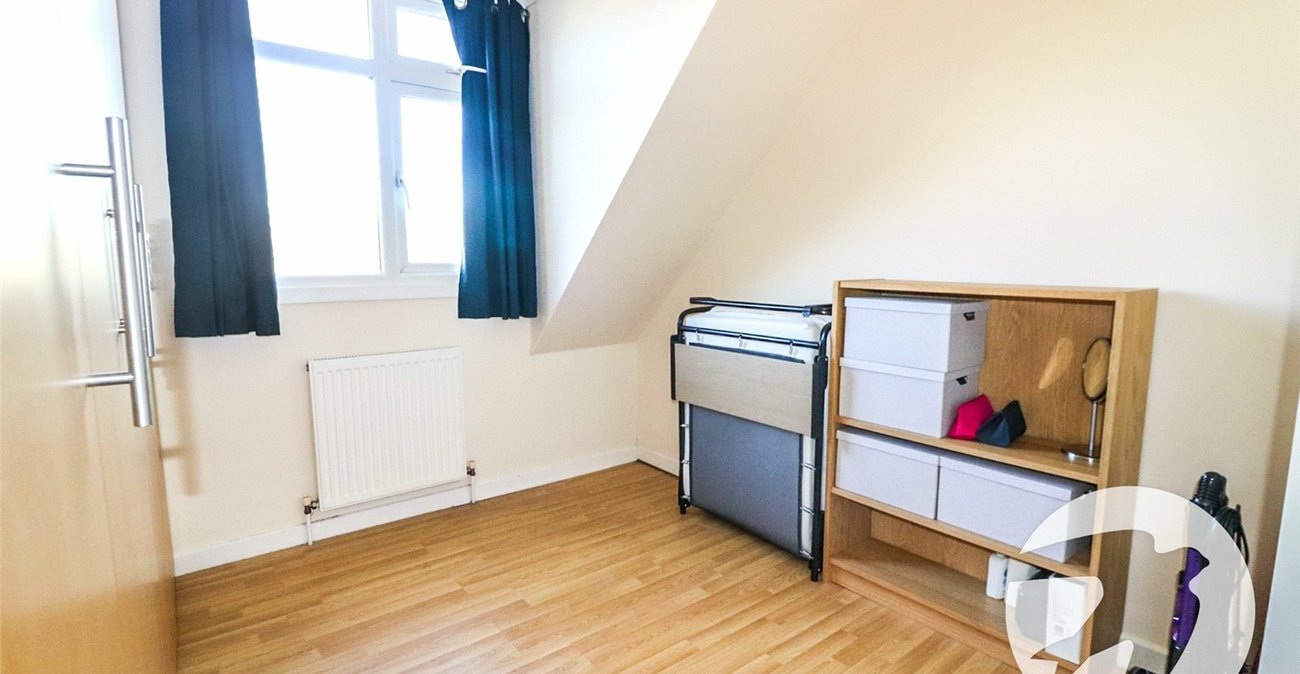 3 bedroom house for sale in Bexleyheath | Robinson Jackson