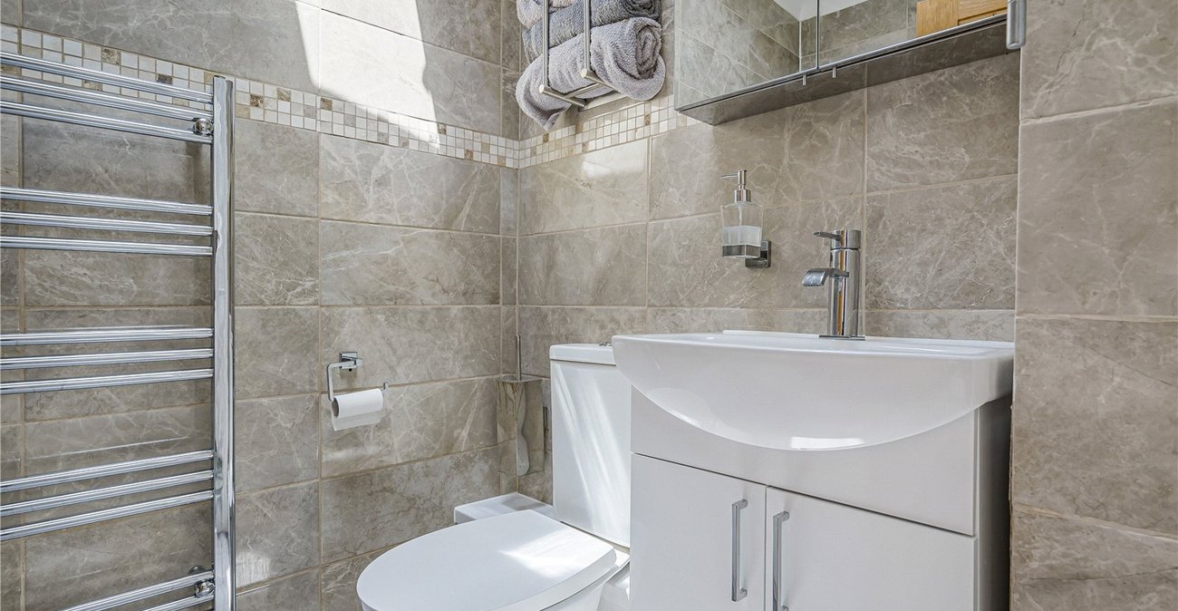 2 bedroom house for sale in Northfleet | Robinson Michael & Jackson