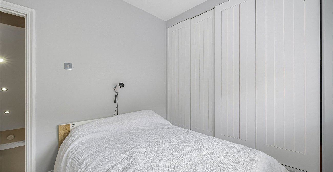 2 bedroom house for sale in Northfleet | Robinson Michael & Jackson