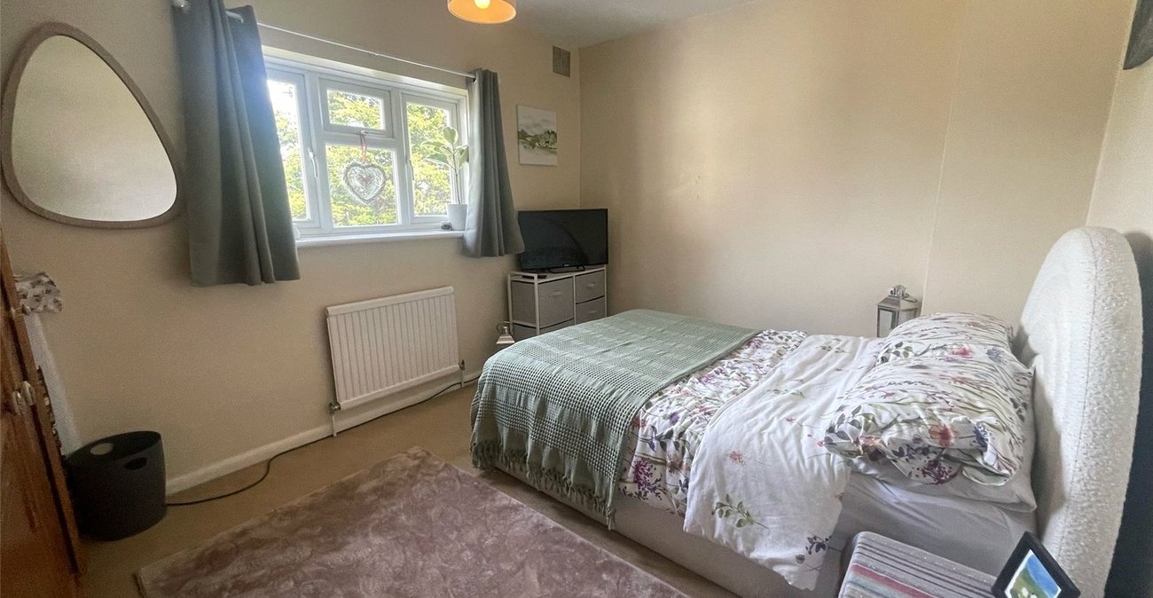 3 bedroom house for sale in Gravesend | Robinson Michael & Jackson