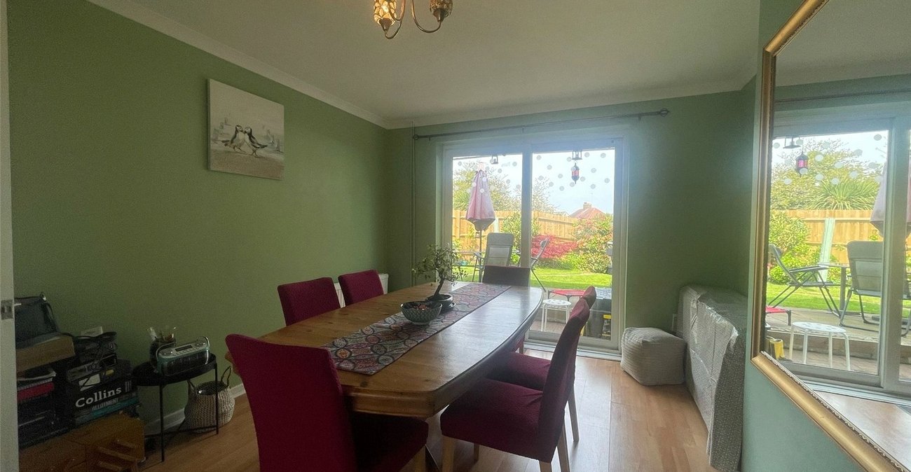 3 bedroom house for sale in Gravesend | Robinson Michael & Jackson