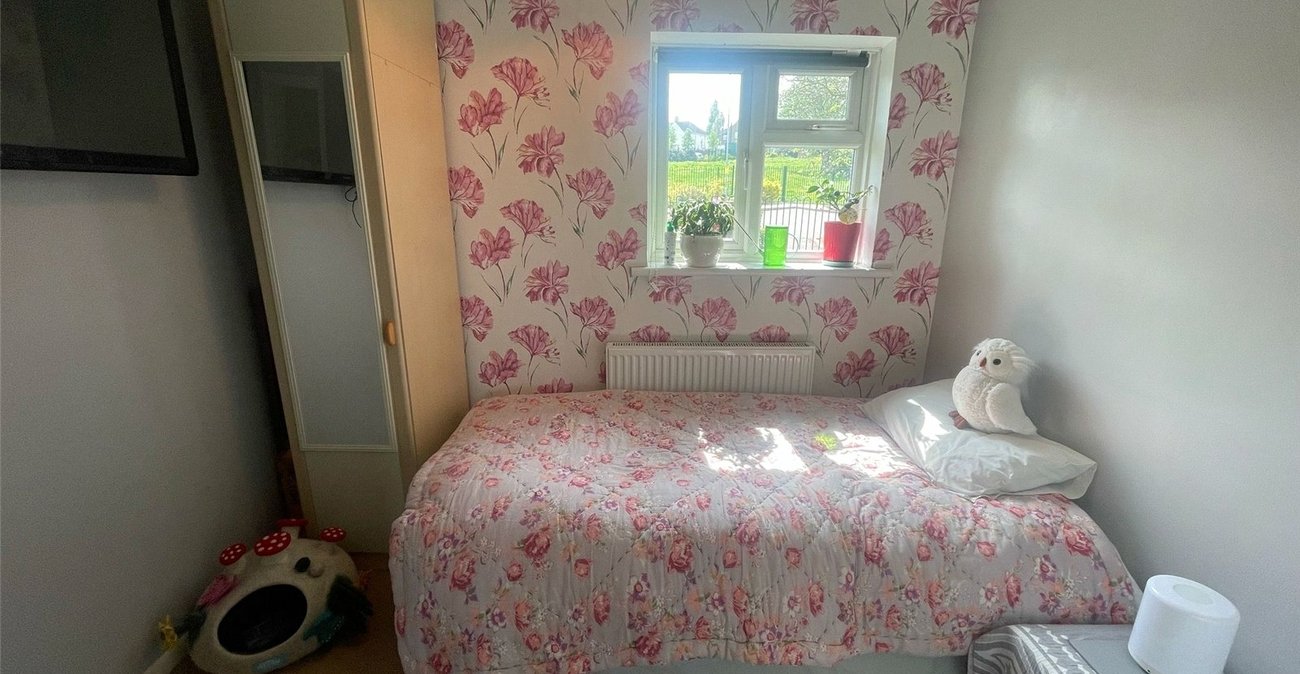 3 bedroom house for sale in Gravesend | Robinson Michael & Jackson