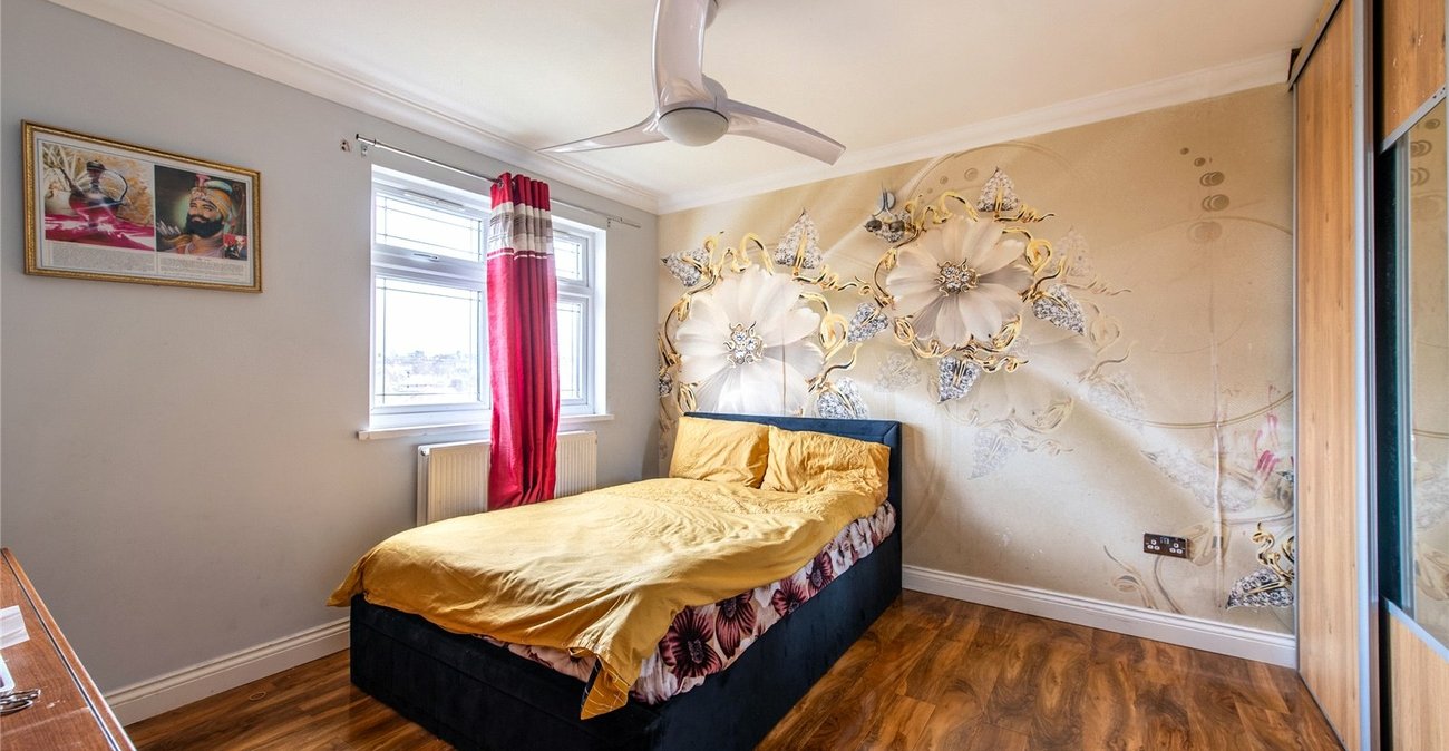 5 bedroom house for sale in Gravesend | Robinson Michael & Jackson