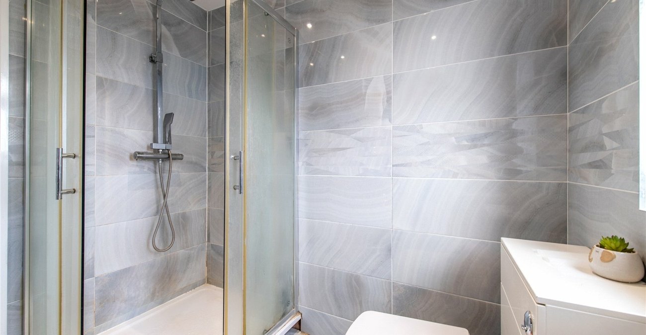 5 bedroom house for sale in Gravesend | Robinson Michael & Jackson