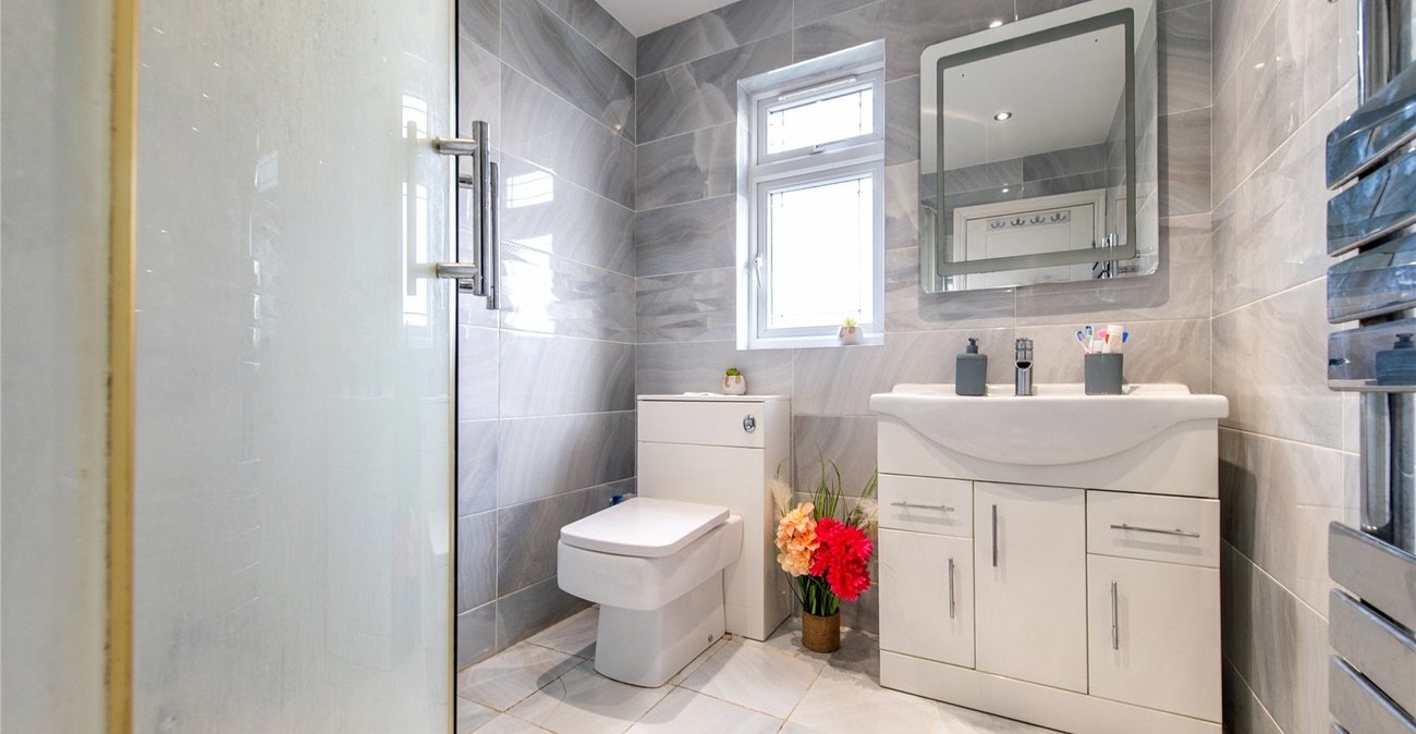 5 bedroom house for sale in Gravesend | Robinson Michael & Jackson