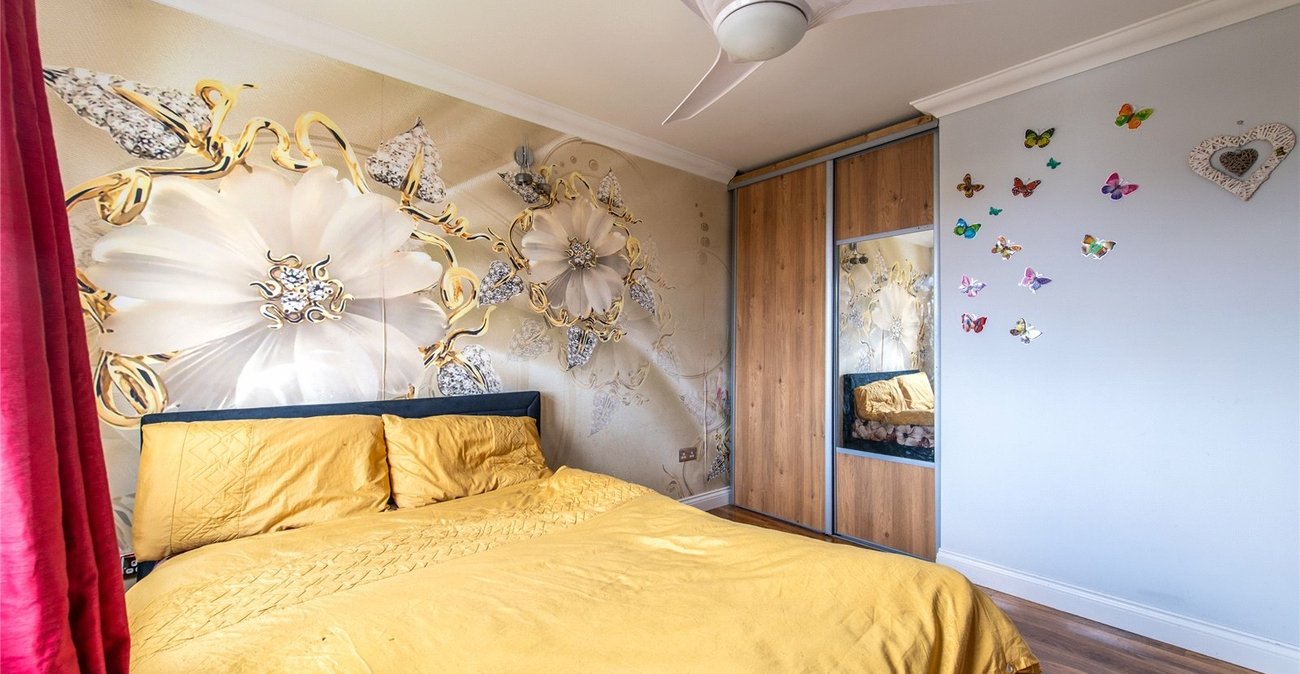 5 bedroom house for sale in Gravesend | Robinson Michael & Jackson