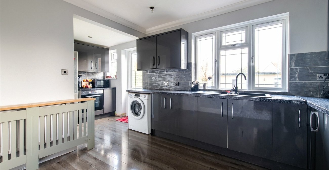 5 bedroom house for sale in Gravesend | Robinson Michael & Jackson