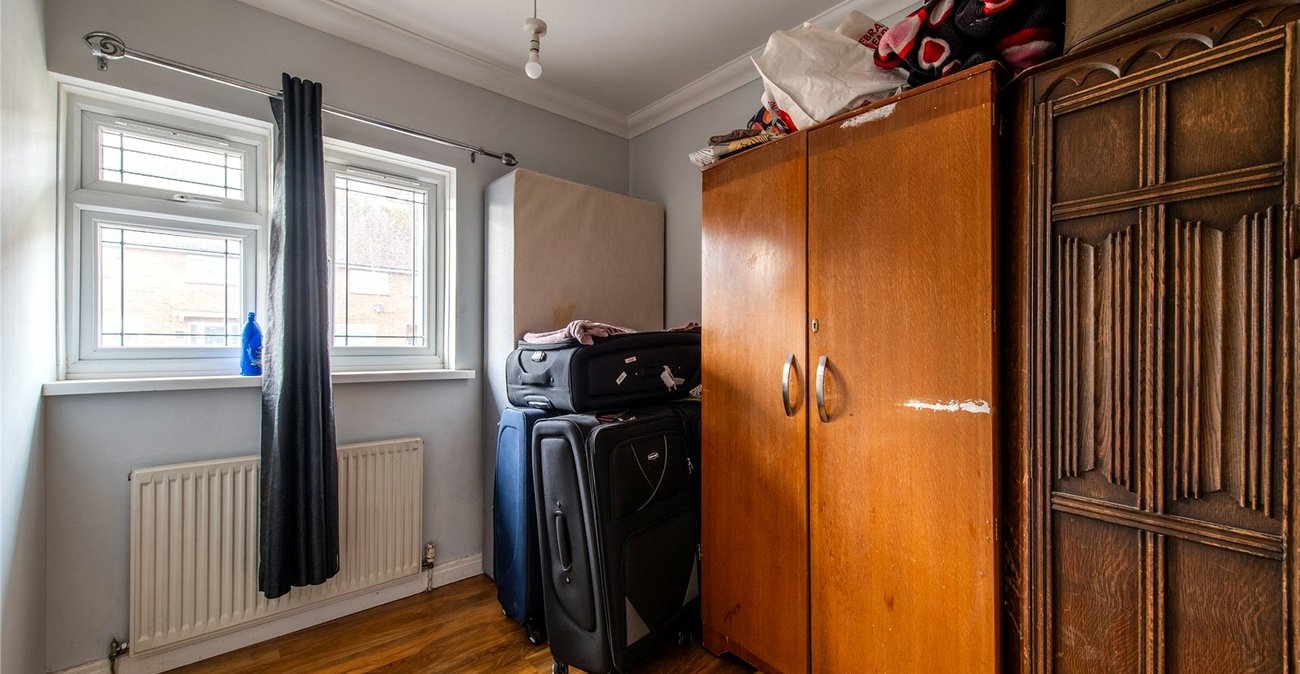 5 bedroom house for sale in Gravesend | Robinson Michael & Jackson