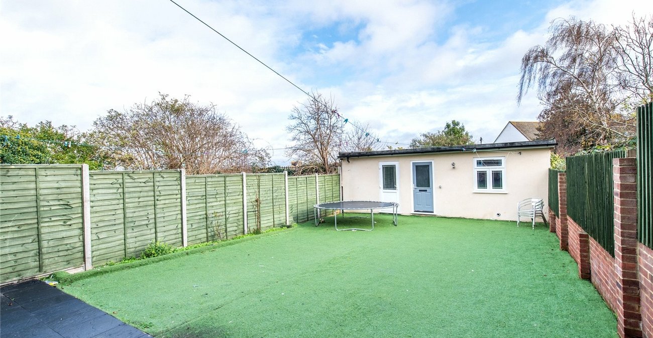 5 bedroom house for sale in Gravesend | Robinson Michael & Jackson