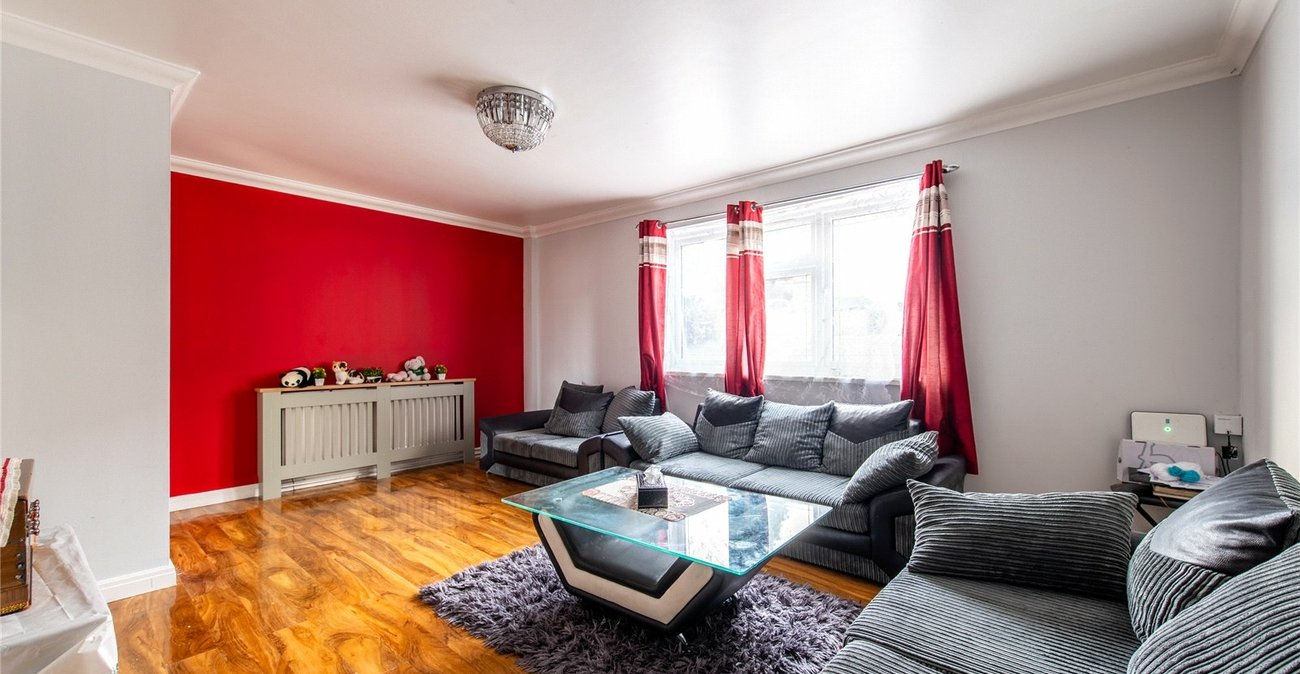 5 bedroom house for sale in Gravesend | Robinson Michael & Jackson