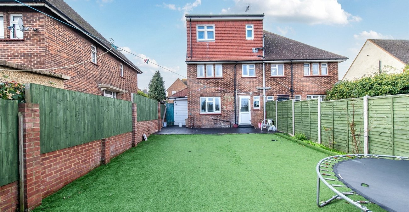 5 bedroom house for sale in Gravesend | Robinson Michael & Jackson