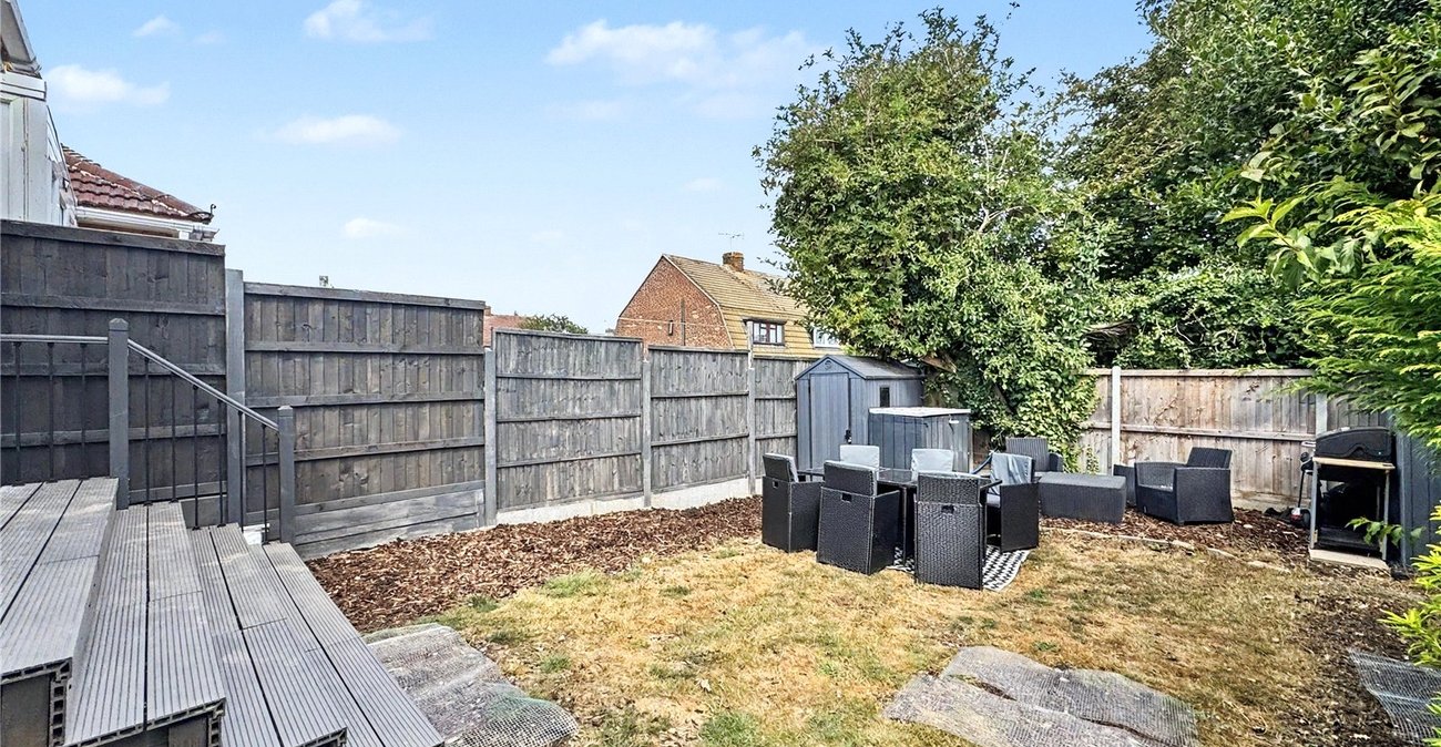 2 bedroom bungalow for sale in Rainham | Robinson Michael & Jackson