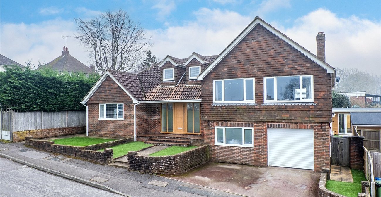 4 bedroom house for sale in Sittingbourne | Robinson Michael & Jackson