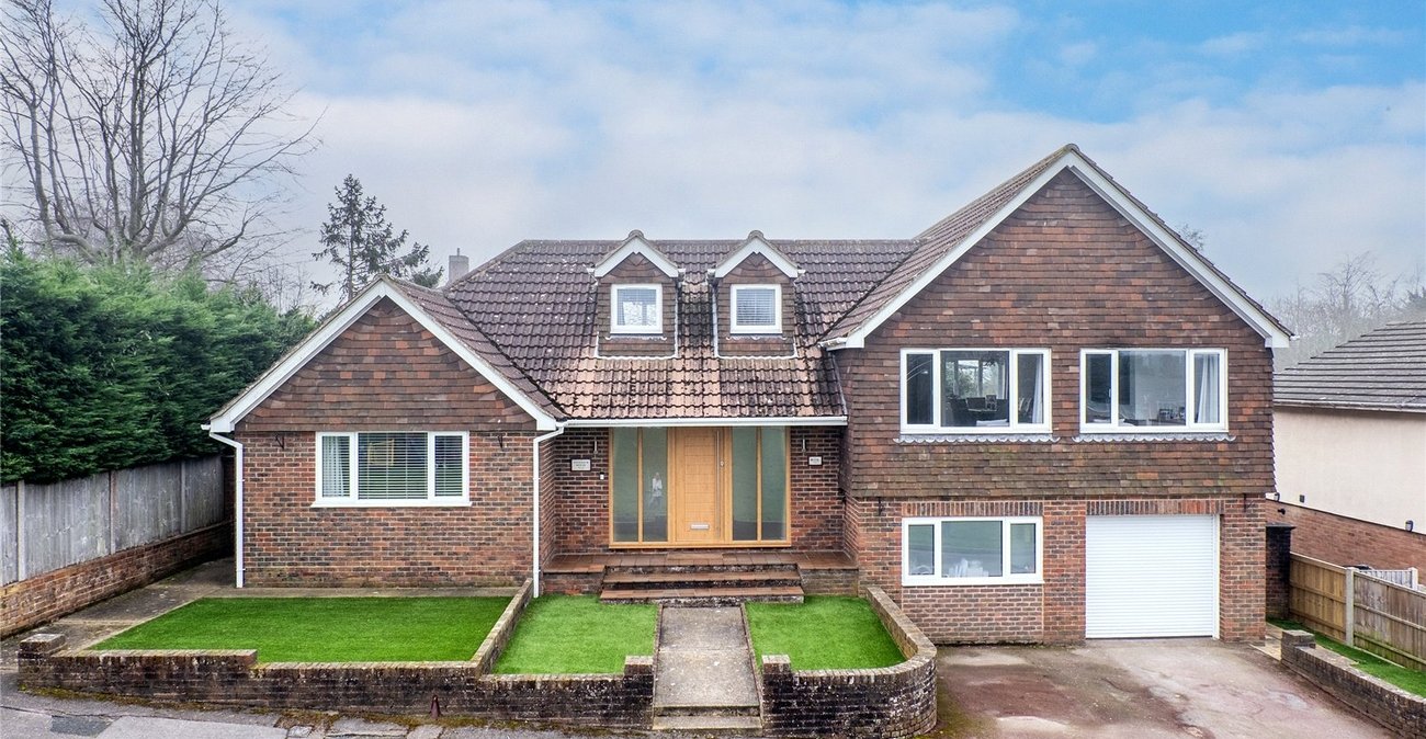 4 bedroom house for sale in Sittingbourne | Robinson Michael & Jackson