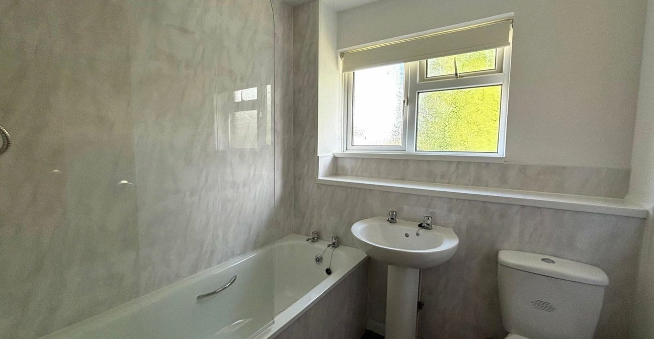 1 bedroom house for sale in Lordswood | Robinson Michael & Jackson