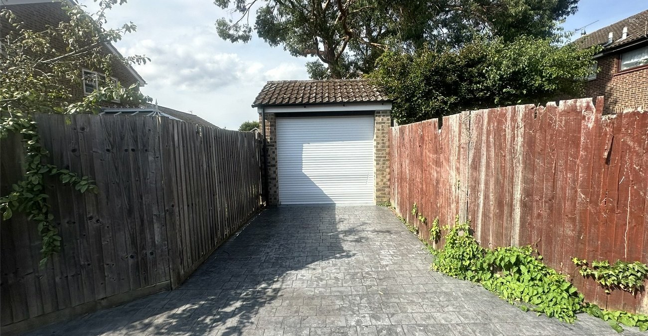 4 bedroom house for sale in Lordswood | Robinson Michael & Jackson