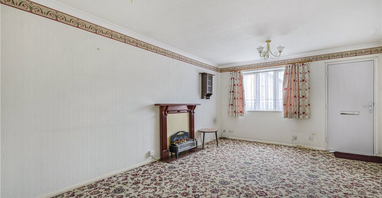 1 bedroom property for sale in South Opington | Robinson Jackson