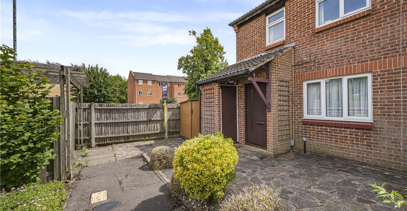1 bedroom property for sale in South Opington | Robinson Jackson
