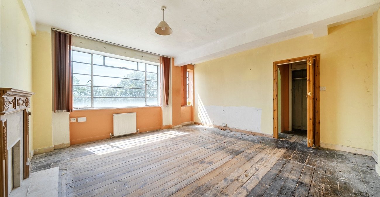 2 bedroom property for sale in Forest Hill | Robinson Jackson