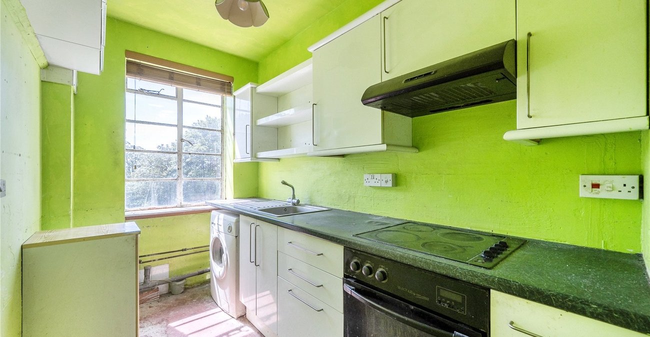 2 bedroom property for sale in Forest Hill | Robinson Jackson
