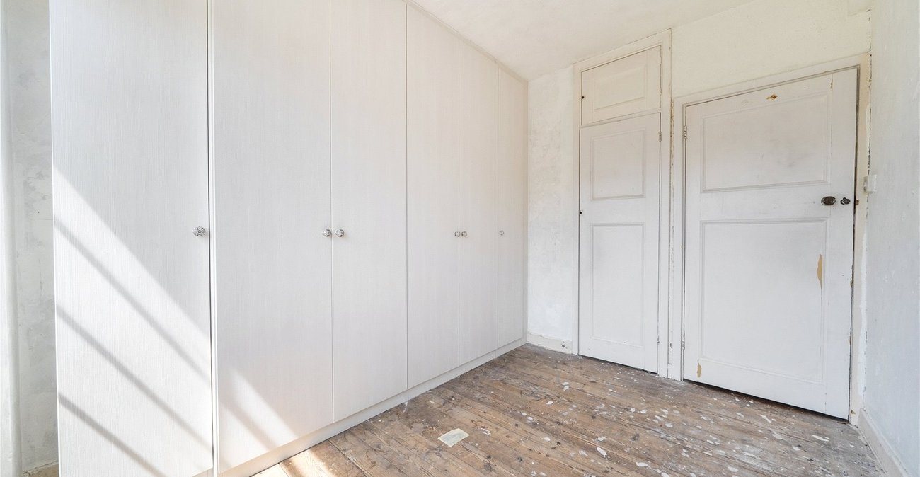 2 bedroom property for sale in Forest Hill | Robinson Jackson